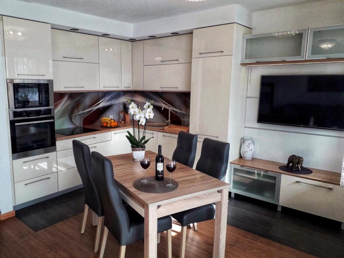 Appartement Apartament Sloneczny à Ełk Extérieur photo